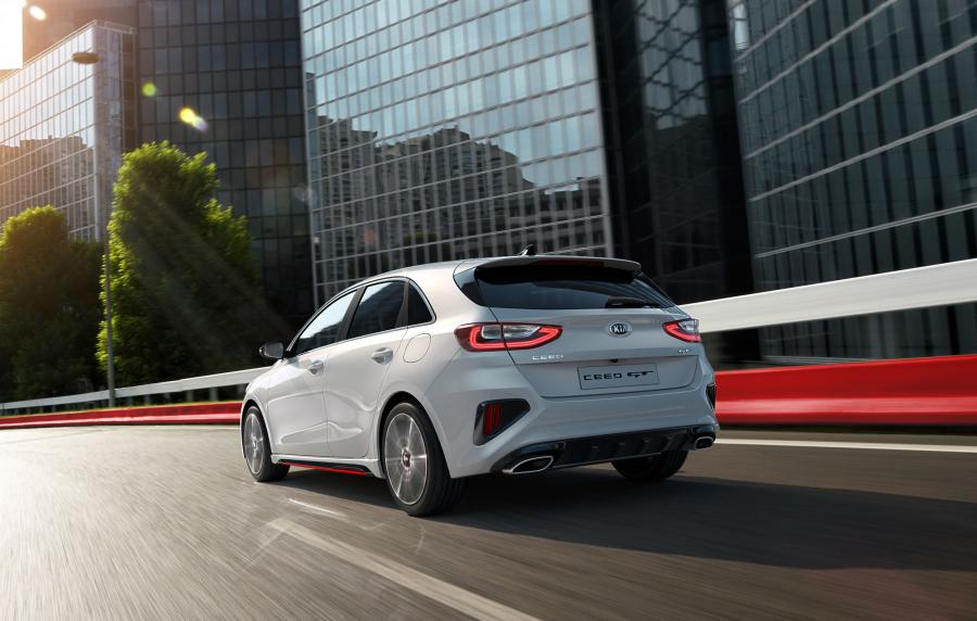  Kia Ceed GT 2018 года  (WW) (фото 4 из 51)